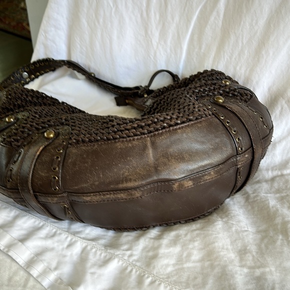 Isabella Fiori Hand Woven Shoulder bag - Picture 5 of 11